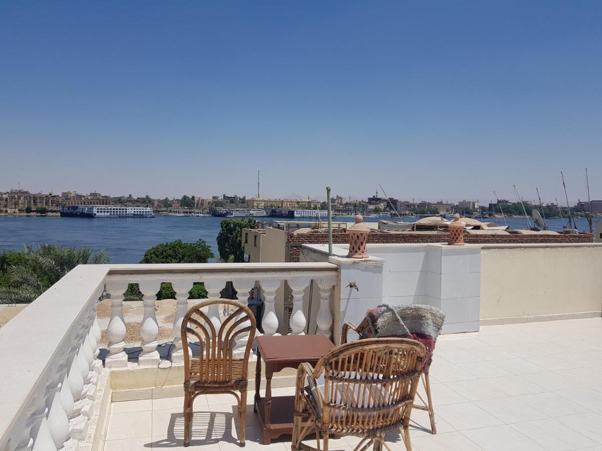 Appartamento Nile Sunrise Flats Luxor Esterno foto