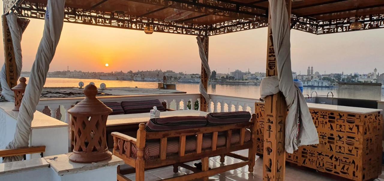 Appartamento Nile Sunrise Flats Luxor Esterno foto