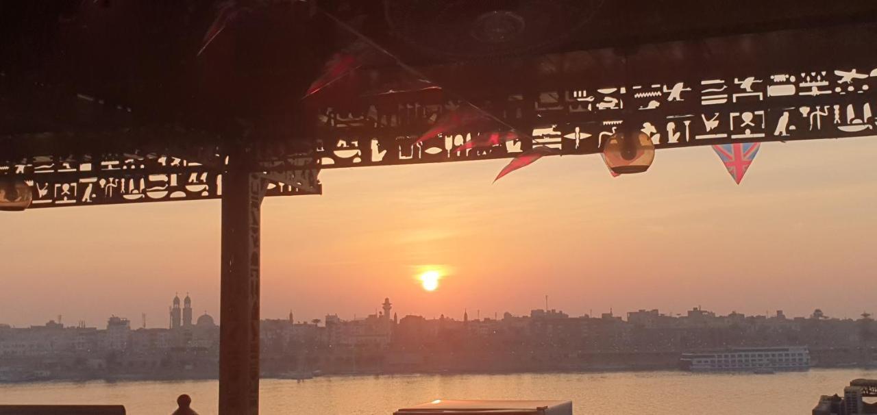 Appartamento Nile Sunrise Flats Luxor Esterno foto